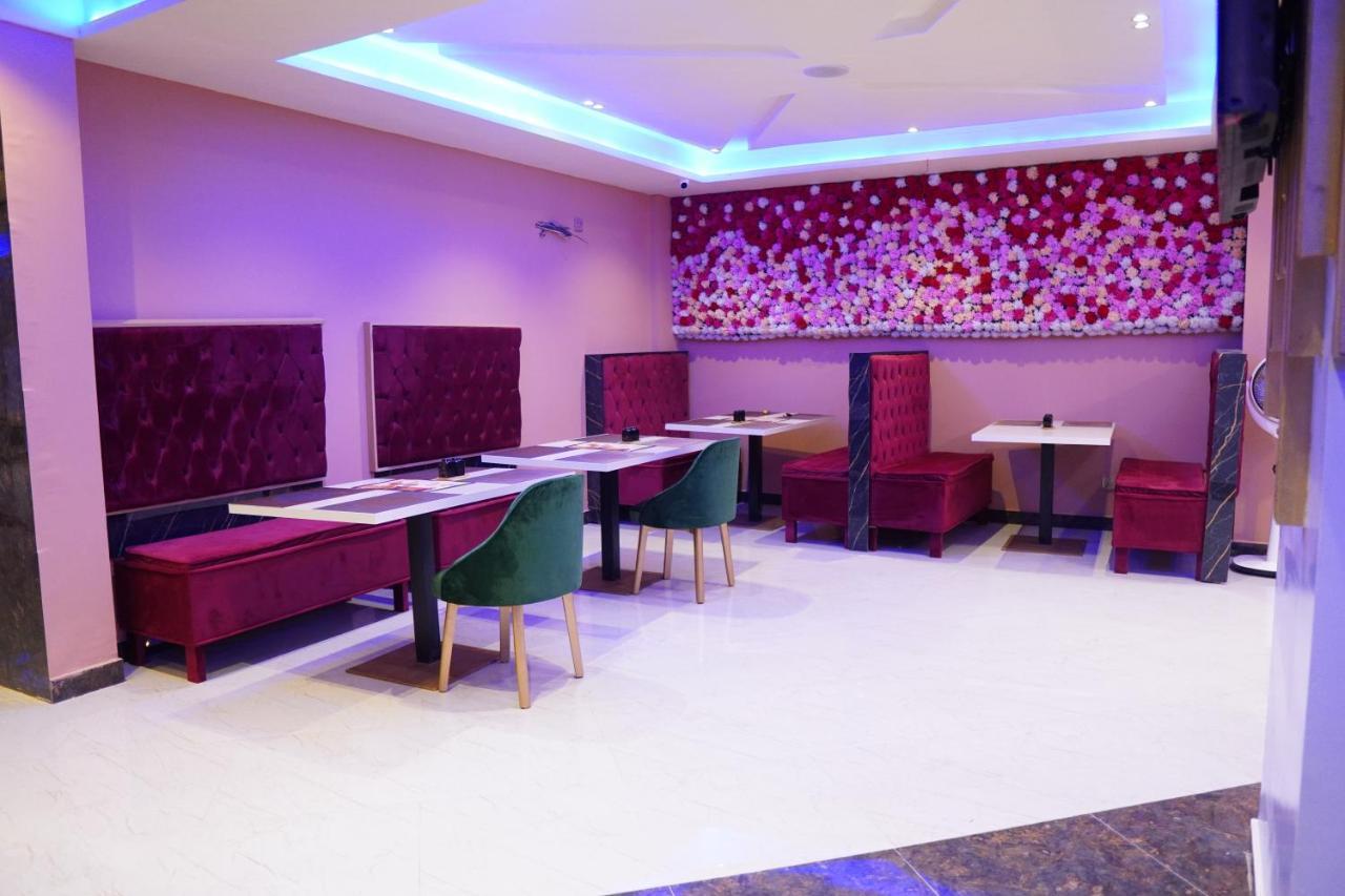 Nueva Hotel イスラマバード エクステリア 写真