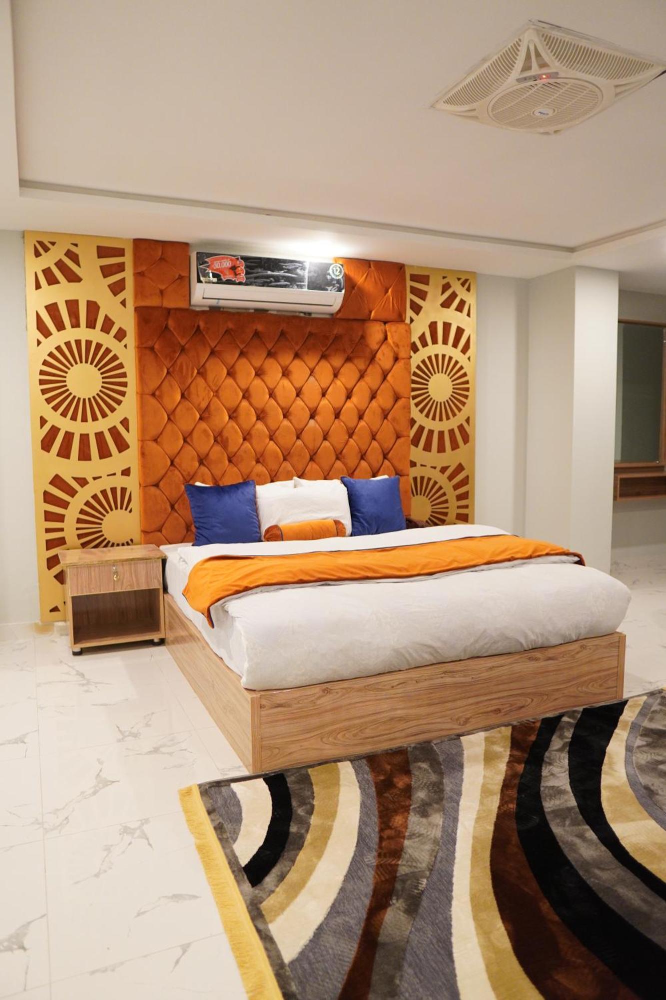 Nueva Hotel イスラマバード エクステリア 写真