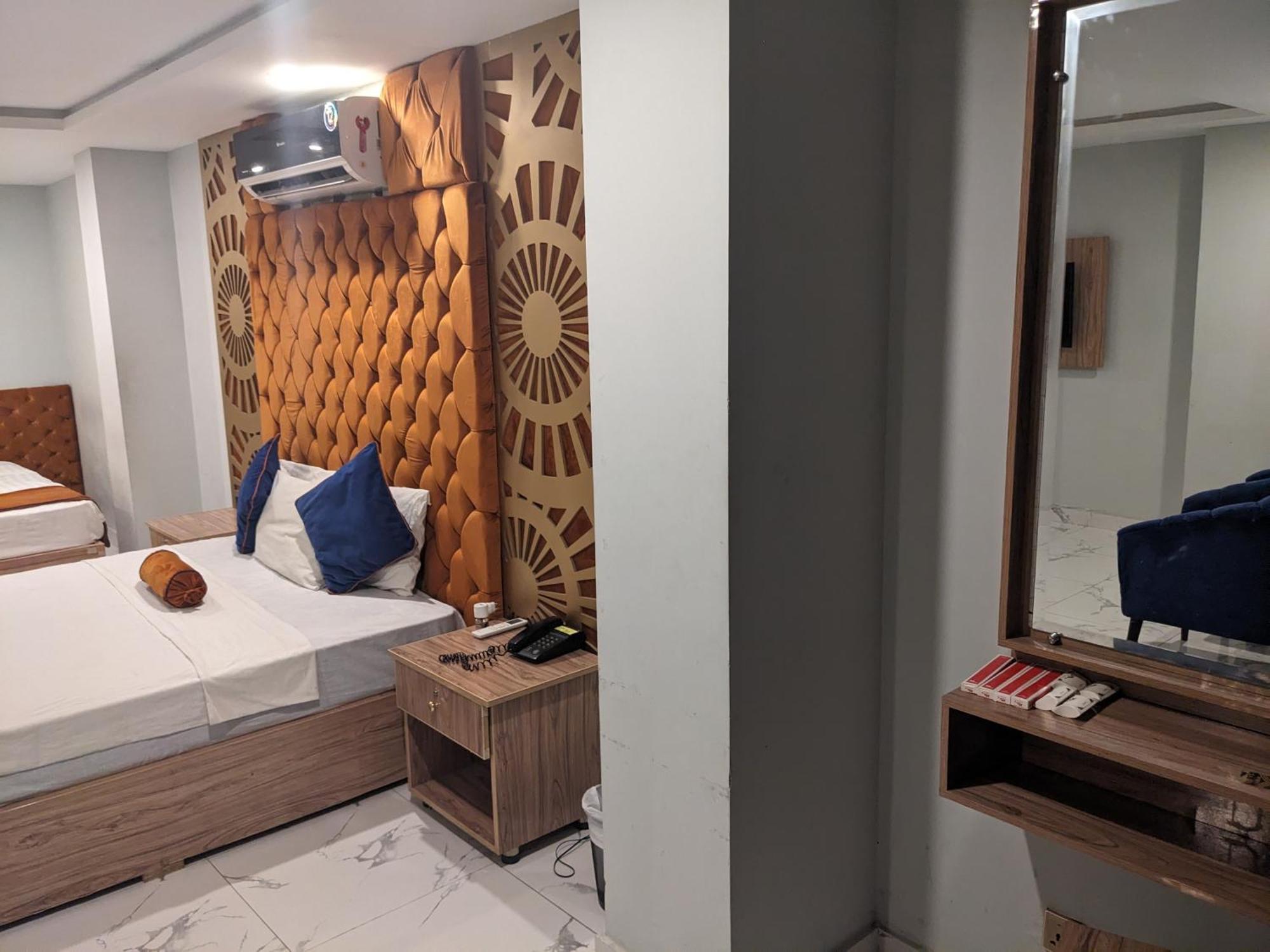 Nueva Hotel イスラマバード エクステリア 写真