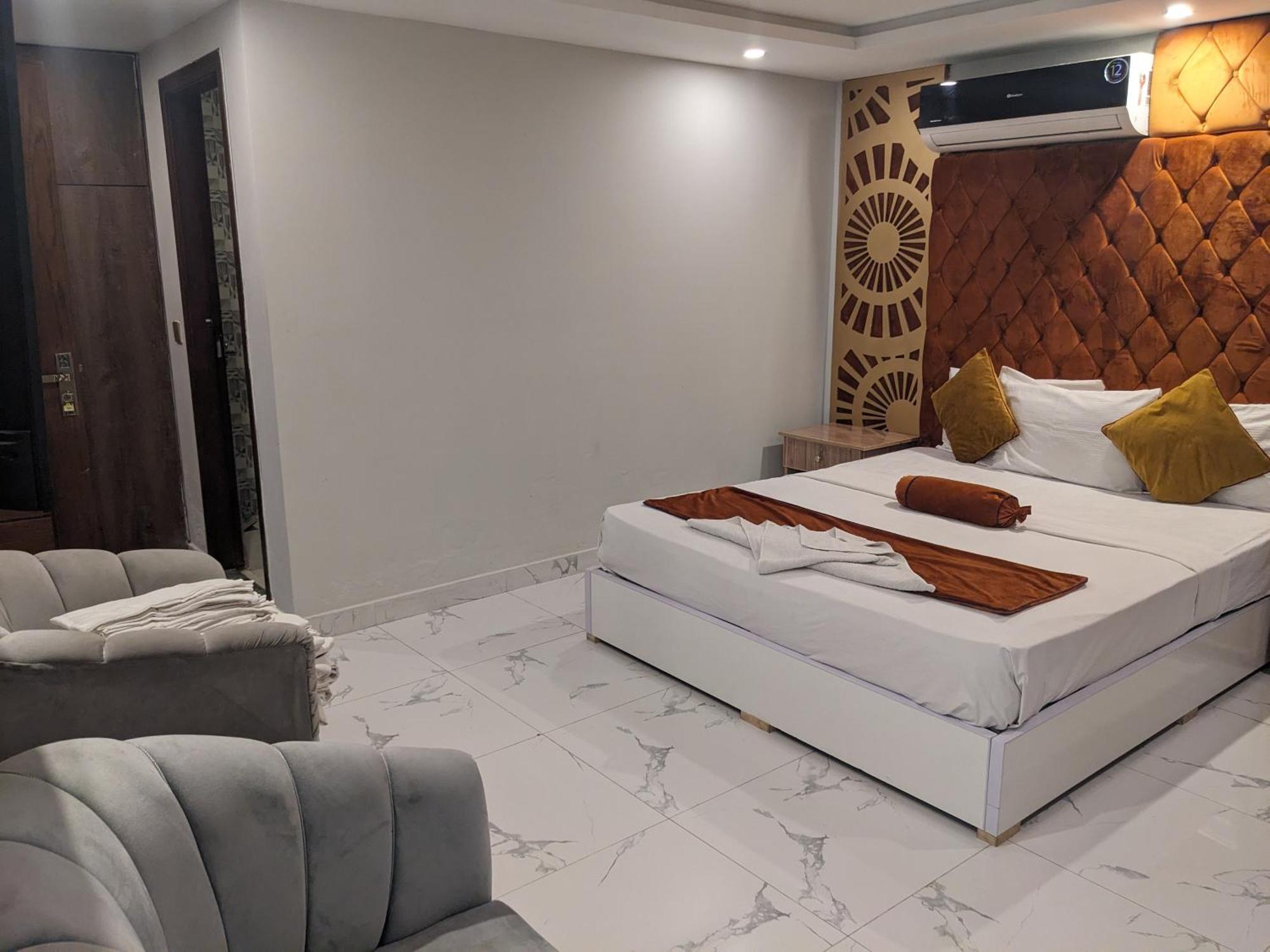 Nueva Hotel イスラマバード エクステリア 写真